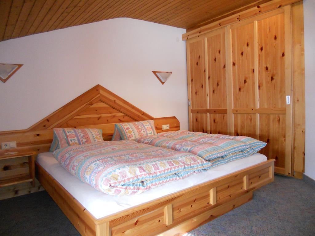 Ferienwohnung Urblhof Leutasch Zimmer foto